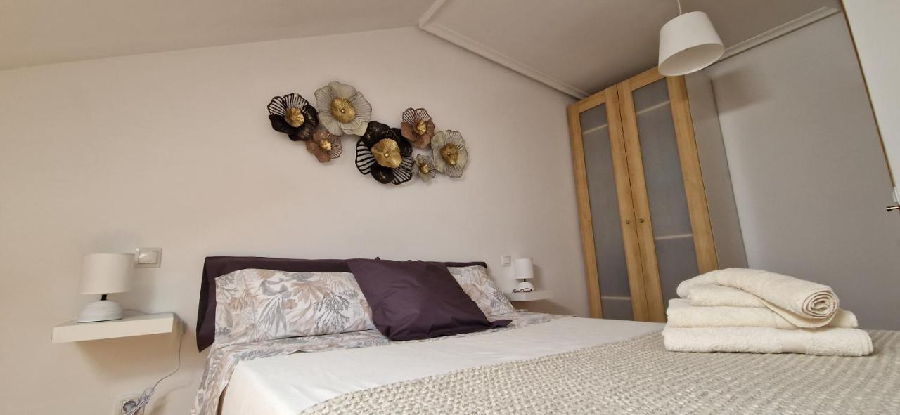 Apartamento Junto A La Catedral Burgo Exterior foto